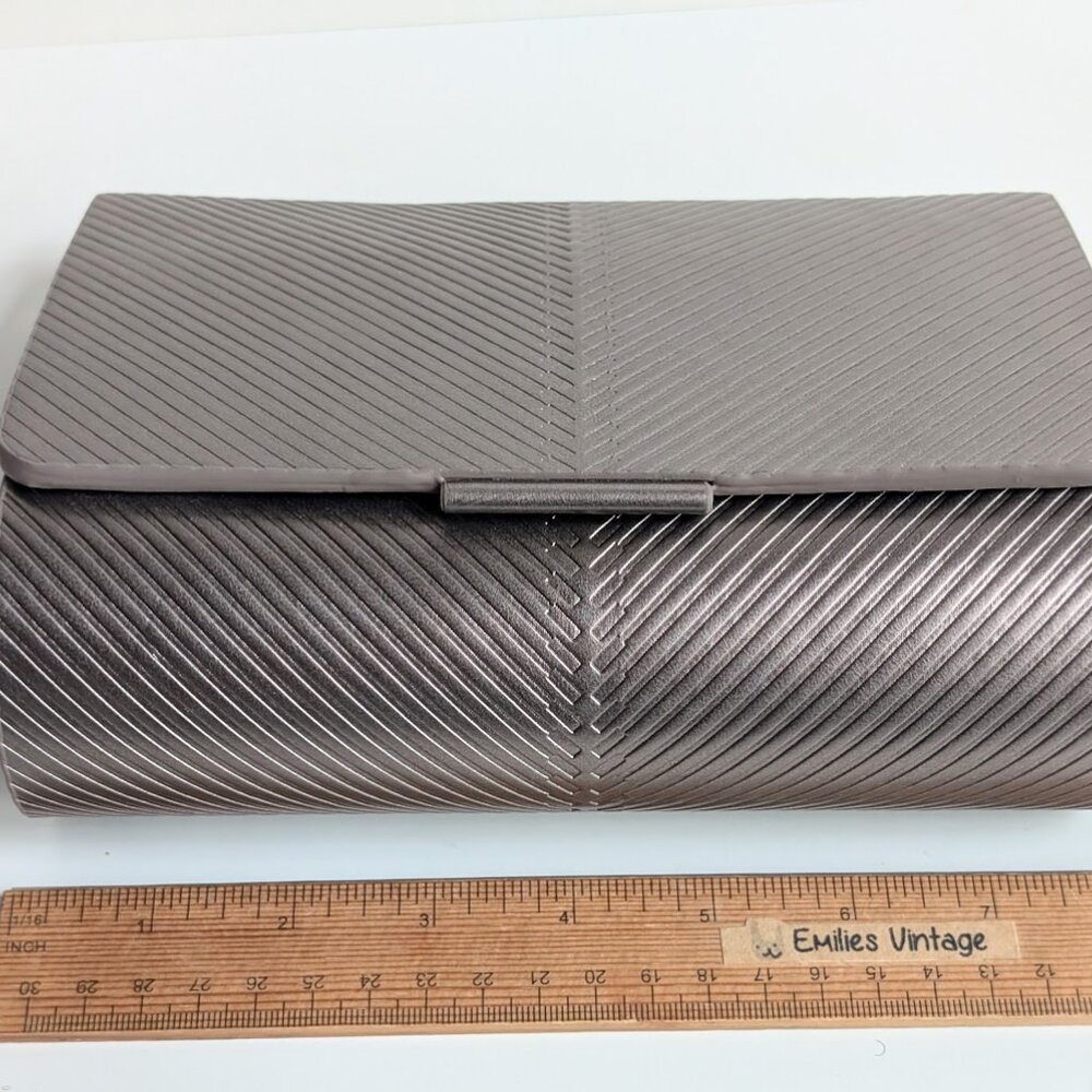 AMPM Silver Faux Leather Zehra Metallic Linear Pattern Clutch - Picture 9 of 13